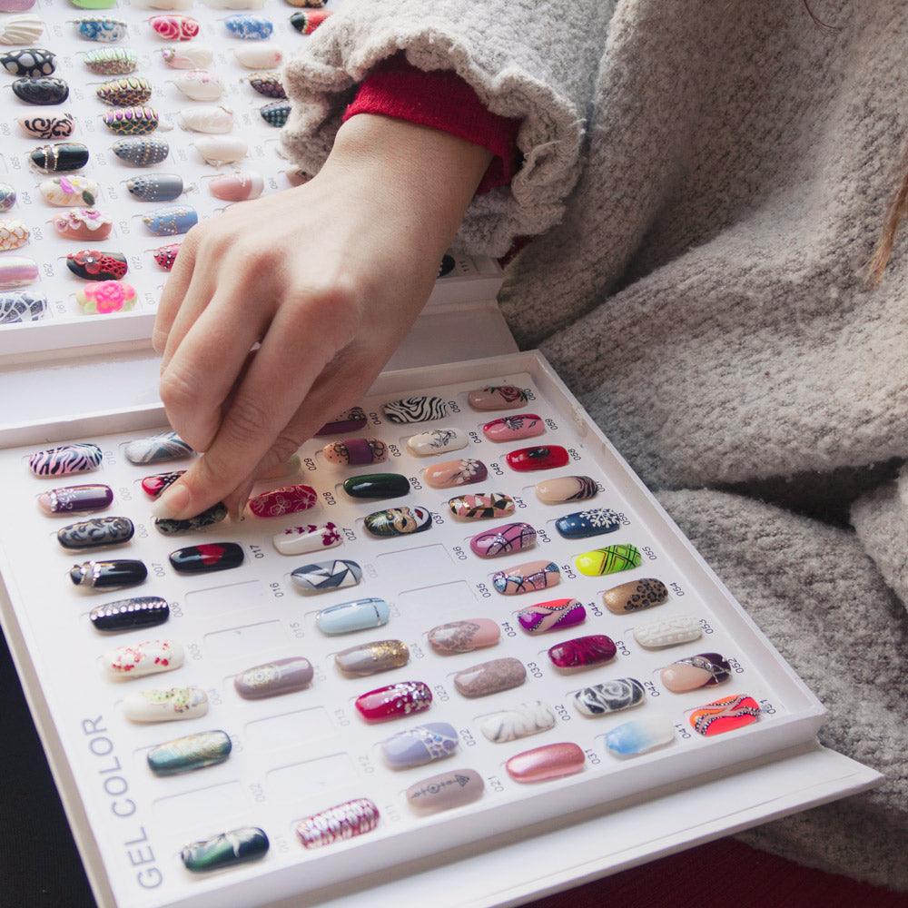 Libro expositor de uñas