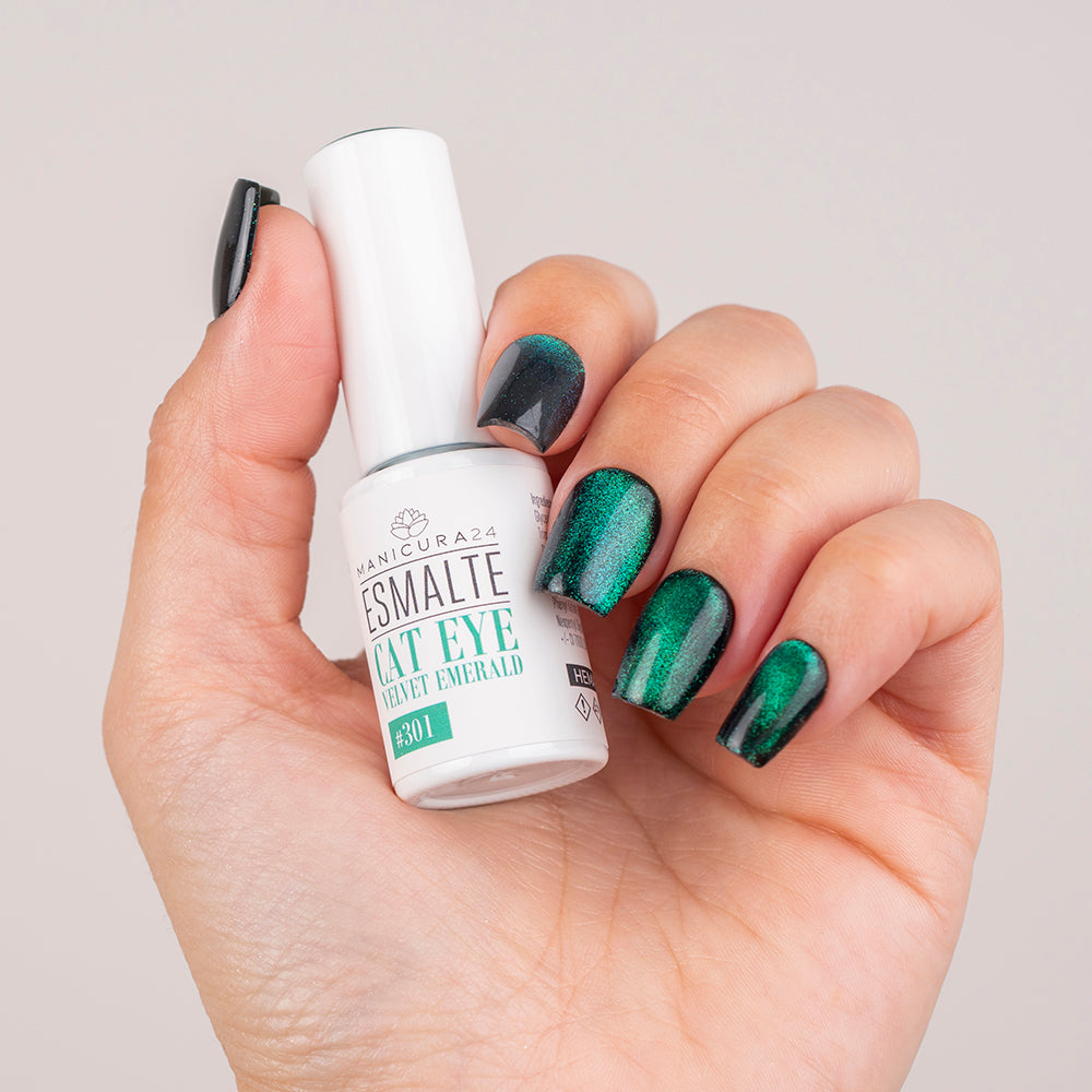 Esmalte semipermanente Cat Eye Velvet Emerald #301