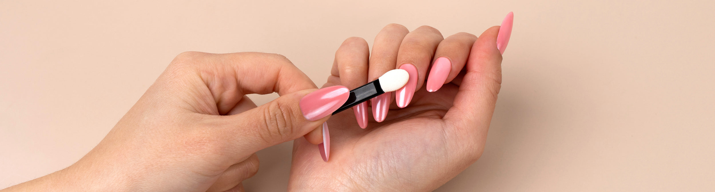 Uñas glaseadas: qué son y cómo hacer el efecto glazed donut