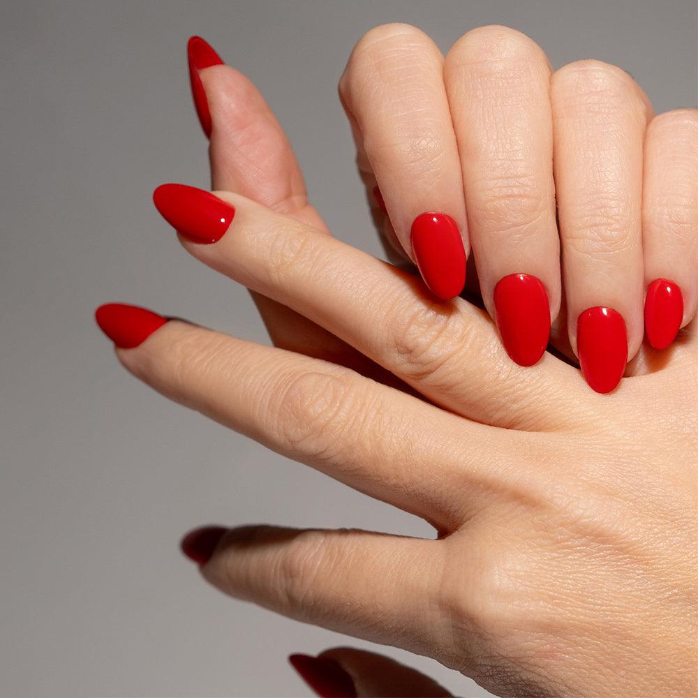 Esmalte permanente FEMME FATALE #218