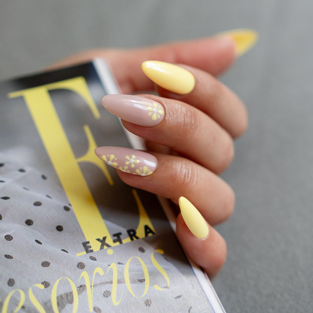 Esmalte semipermanente EXOTIC BANANA #191