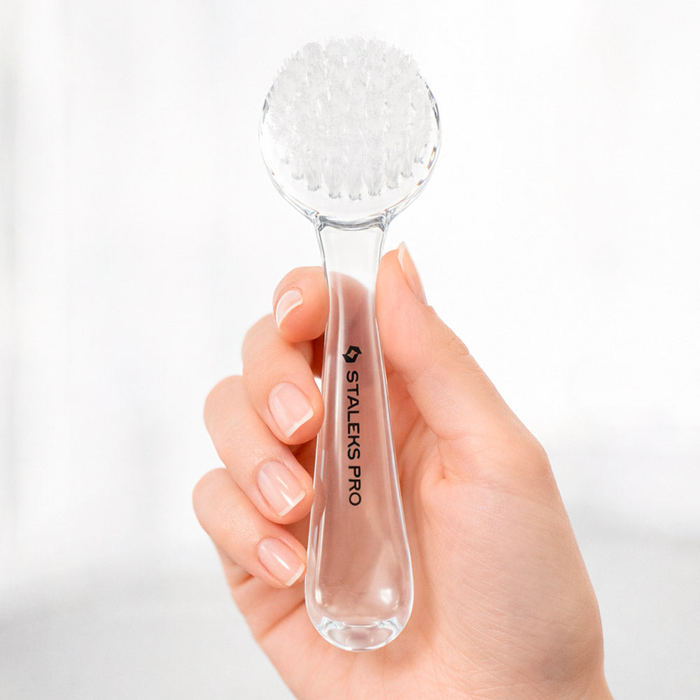 Cepillo para manicura STALEKS EXPERT