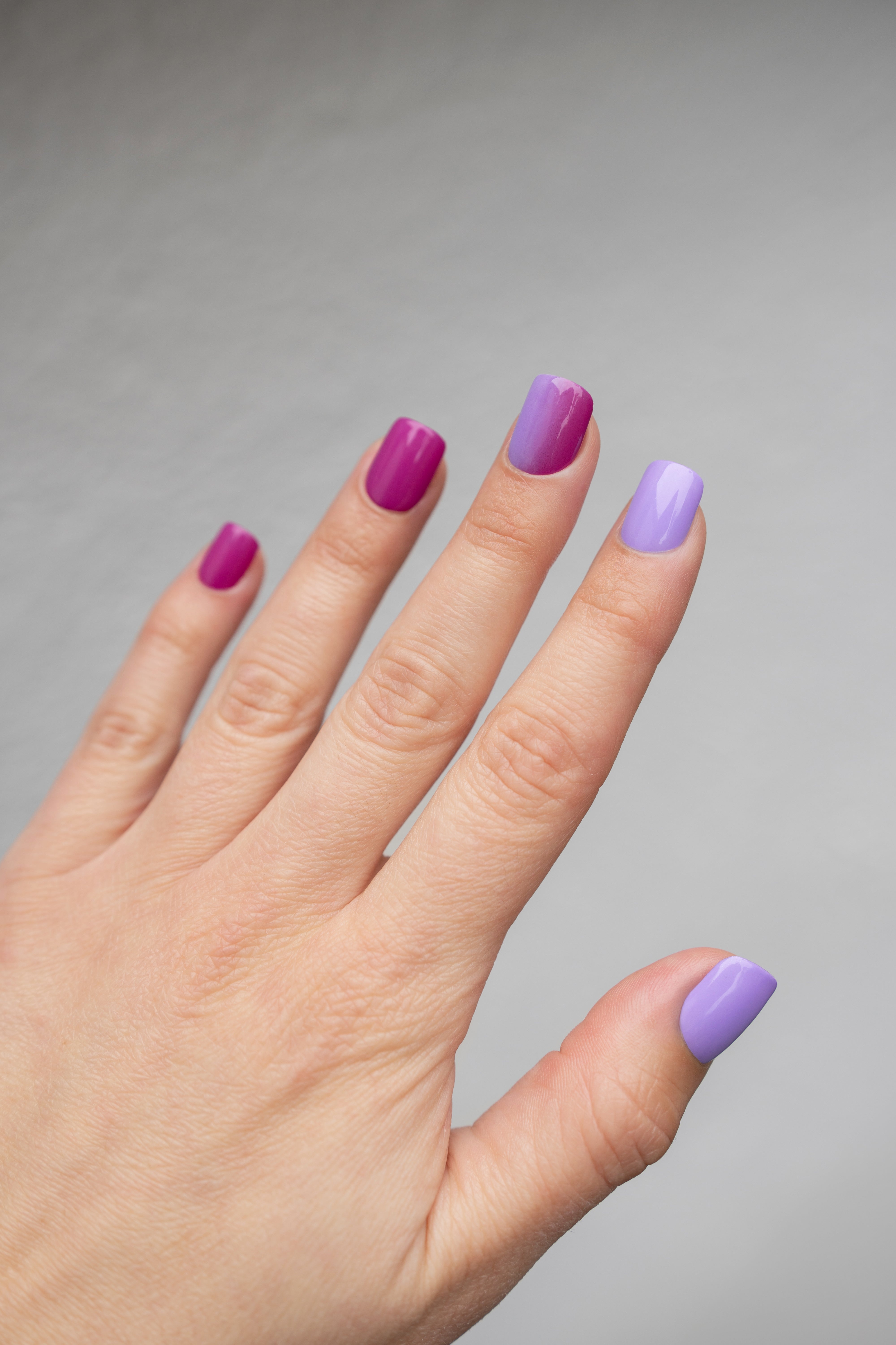 Esmalte semipermanente SPICY GRAPE #089